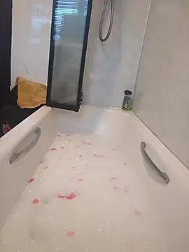 Snapshot of KinkyLittleWitch chatting on February 13, 2026, 4:58 pm KinkyLittleWitch online show from February 13, 2026, 4:58 pm