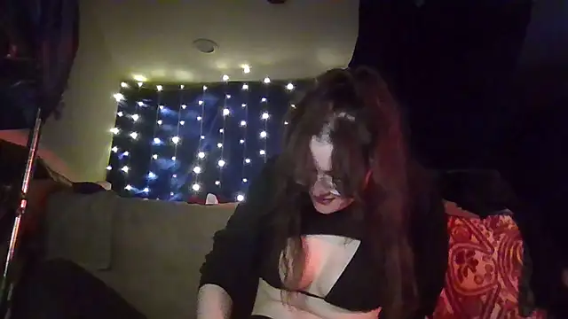 EyaDivine1 online show from October 25, 2025, 1:57 am