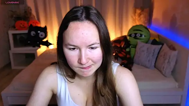Little doll meow online show from October 15, 2025, 2:44 am
