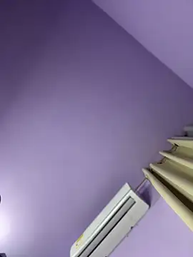 emiss  online show from February 24, 2026, 3:32 pm