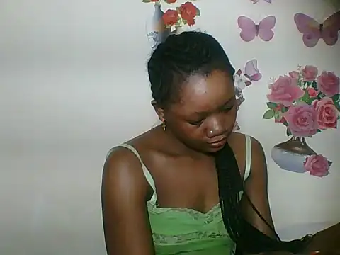 HotJeylee online show from October 17, 2025, 6:32 pm