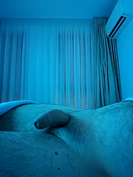 petarpalashev8777 online show from November 12, 2025, 6:19 pm