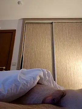 petarpalashev8777 online show from November 15, 2025, 7:21 pm