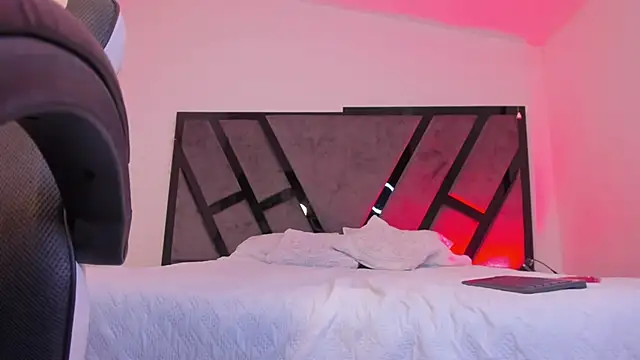 CamilaPreston online show from February 11, 2026, 7:35 am