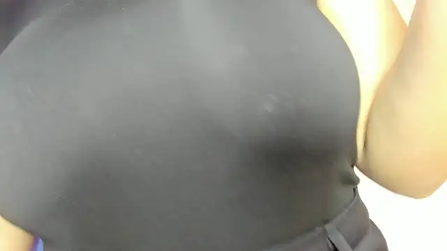 PaulinaDuarte online show from February 23, 2026, 12:46 pm