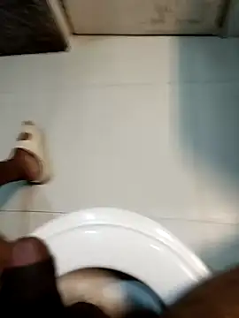 RajeshKumar133476 online show from December 5, 2024, 4:20 am