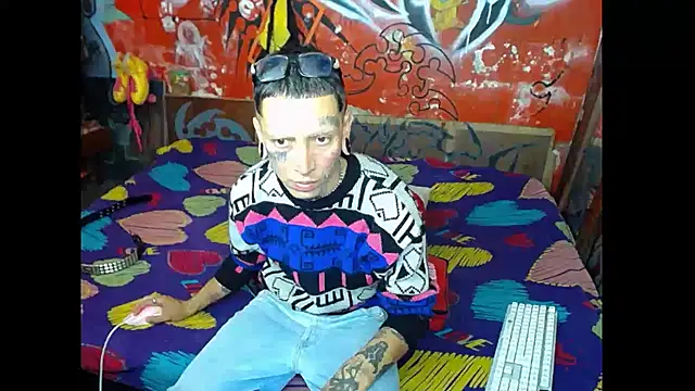 deivid estrada online show from February 24, 2025, 4:04 pm