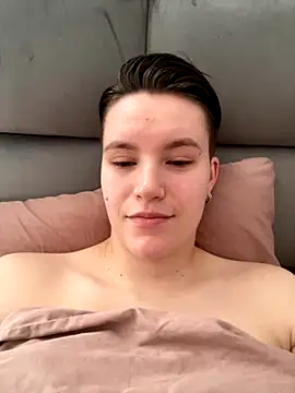 Snapshot of JessieFlower chatting on November 1, 2025, 8:16 am JessieFlower online show from November 1, 2025, 8:16 am