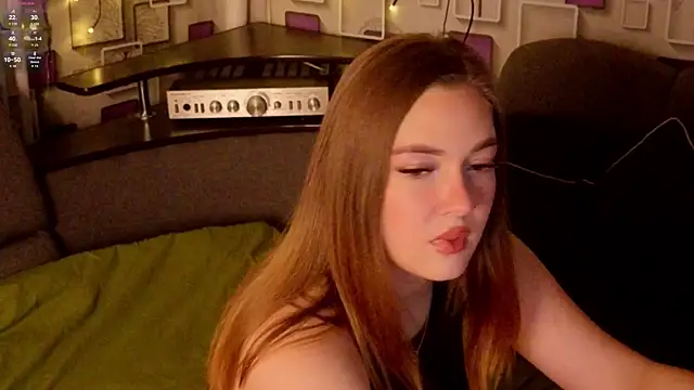 Snapshot of Grace_Fantasy chatting on November 5, 2025, 10:10 pm Grace Fantasy online show from November 5, 2025, 10:10 pm