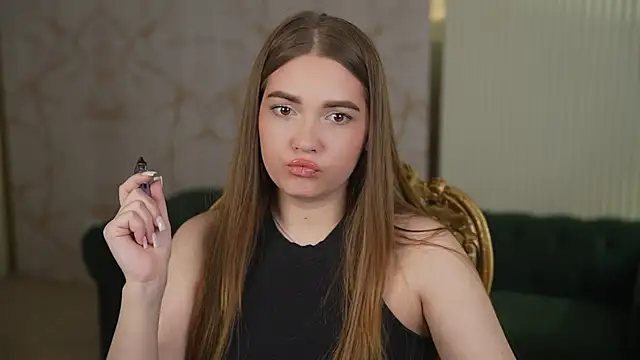 Snapshot of Grace_Fantasy chatting on February 23, 2026, 7:33 pm Grace Fantasy online show from February 23, 2026, 7:33 pm