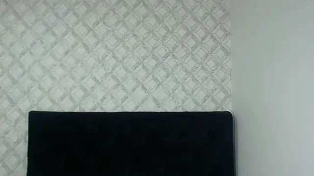 Snapshot of Emma-Wilson chatting on February 13, 2025, 10:00 pm Emma-Wilson online show from February 13, 2025, 10:00 pm