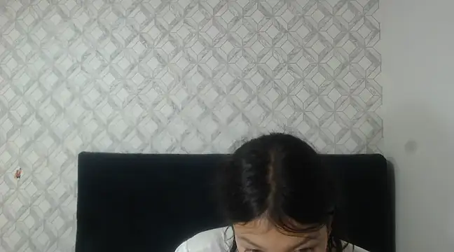 Snapshot of Emma-Wilson chatting on February 25, 2025, 6:31 pm Emma-Wilson online show from February 25, 2025, 6:31 pm