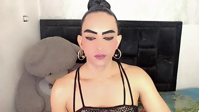 Michell Queen online show from September 24, 2025, 1:42 am