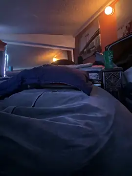 Snapshot of bigdickgio6923 chatting on March 1, 2026, 5:31 am bigdickgio6923 online show from March 1, 2026, 5:31 am