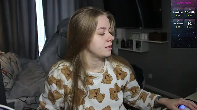 candy maggie online show from January 21, 2025, 10:52 am