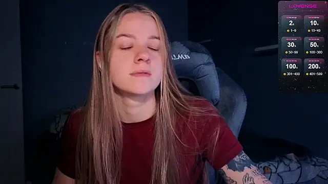 candy maggie online show from October 4, 2025, 5:33 pm