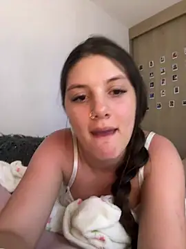 Snapshot of EmilyS__ chatting on March 14, 2025, 7:37 am EmilyS online show from March 14, 2025, 7:37 am