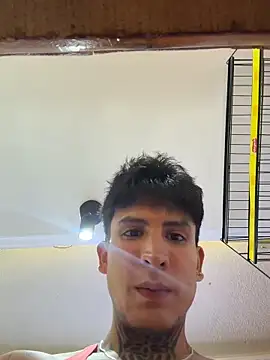  Tomy08calderon online show from April 1, 2026, 2:01 am