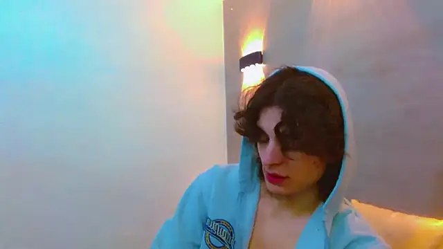 Sr BonnyEthan online show from October 15, 2025, 2:06 pm