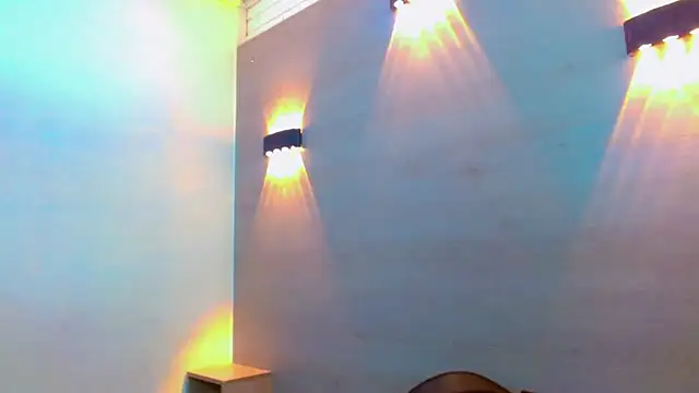 Sr BonnyEthan online show from October 24, 2025, 1:29 pm