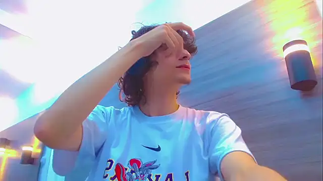 Sr BonnyEthan online show from March 26, 2026, 12:55 pm