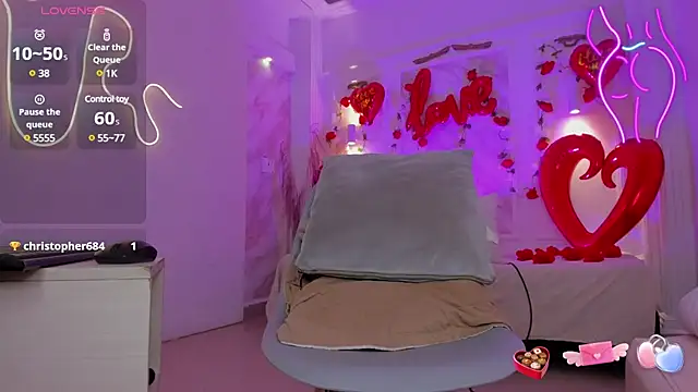 NastassjaCandy online show from February 13, 2025, 10:11 pm