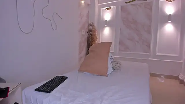 NastassjaCandy online show from October 22, 2025, 7:02 pm