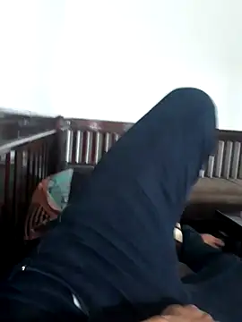 Snapshot of jojokom99 chatting on February 21, 2026, 2:45 am jojokom99 online show from February 21, 2026, 2:45 am