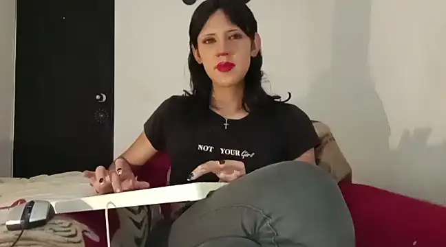 lucydreamm online show from December 17, 2024, 2:55 am