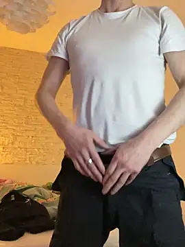 Snapshot of deskriptive chatting on April 10, 2026, 12:05 am deskriptive online show from April 10, 2026, 12:05 am