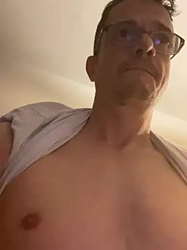 Snapshot of deskriptive chatting on April 14, 2026, 12:05 am deskriptive online show from April 14, 2026, 12:05 am