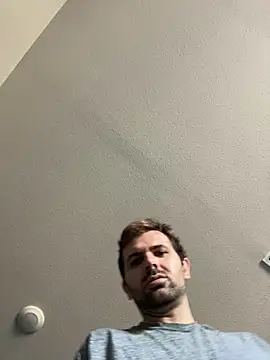 Snapshot of HungJeff6969 chatting on October 22, 2025, 4:51 pm HungJeff6969 online show from October 22, 2025, 4:51 pm