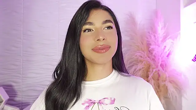 IsabelleFoxx  online show from January 12, 2026, 10:37 pm