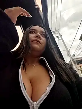 Cristal  04 online show from February 25, 2026, 5:44 pm