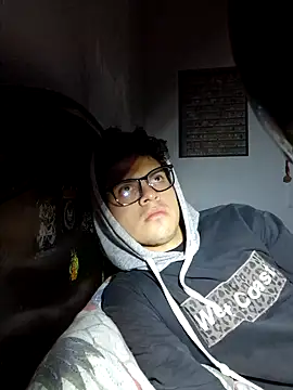 Snapshot of Josudaln2 chatting on November 15, 2025, 9:28 am Josudaln2 online show from November 15, 2025, 9:28 am