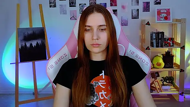 AliceCharmy online show from January 11, 2025, 2:04 pm