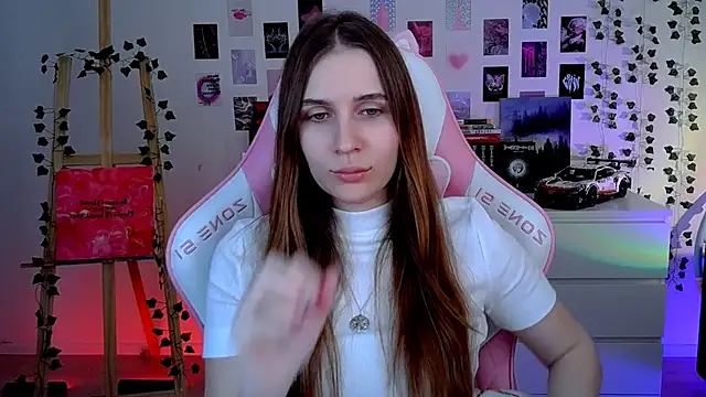 AliceCharmy online show from September 10, 2025, 10:04 am