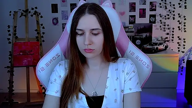 AliceCharmy online show from October 20, 2025, 5:30 am