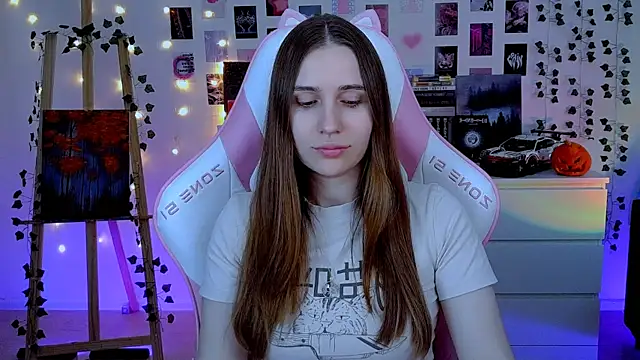 AliceCharmy online show from October 23, 2025, 5:29 am