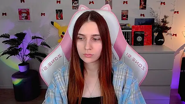 AliceCharmy online show from March 5, 2026, 1:29 pm