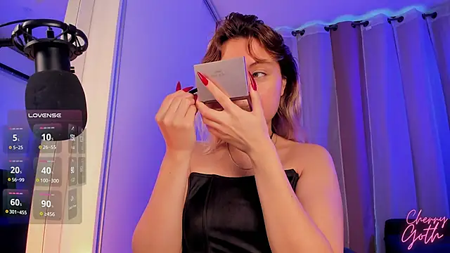 CherryGoth online show from September 15, 2025, 1:11 pm