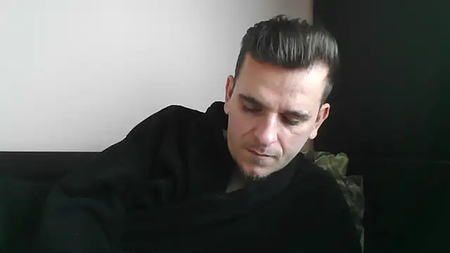 Huge cock22cm online show from February 9, 2025, 11:25 am