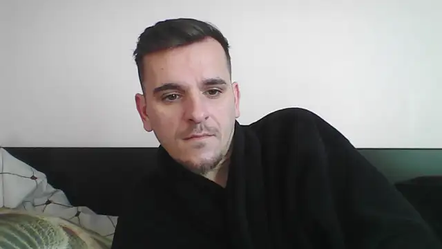 Huge cock22cm online show from March 5, 2025, 7:16 am