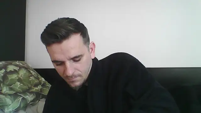 Huge cock22cm online show from March 10, 2025, 6:49 am