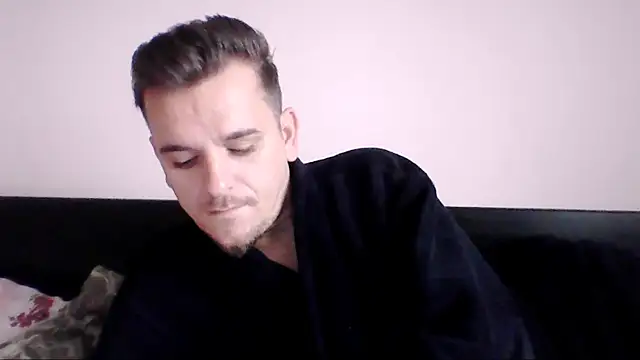 Huge cock22cm online show from October 2, 2025, 6:20 am