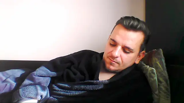 Huge cock22cm online show from January 11, 2026, 12:10 pm