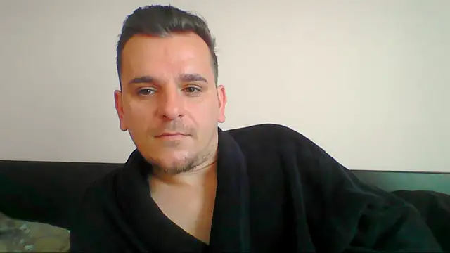 Snapshot of Huge_cock22cm chatting on April 21, 2026, 7:25 am Huge cock22cm online show from April 21, 2026, 7:25 am