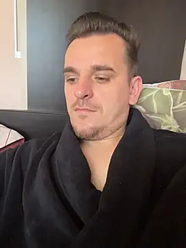 Snapshot of Huge_cock22cm chatting on May 26, 2026, 7:15 am Huge cock22cm online show from May 26, 2026, 7:15 am