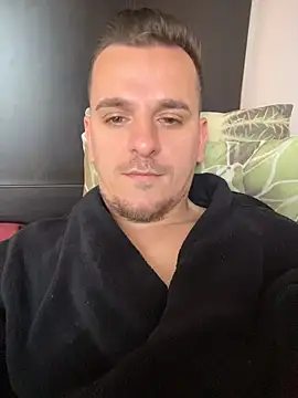 Snapshot of Huge_cock22cm chatting on June 1, 2026, 6:15 am Huge cock22cm online show from June 1, 2026, 6:15 am