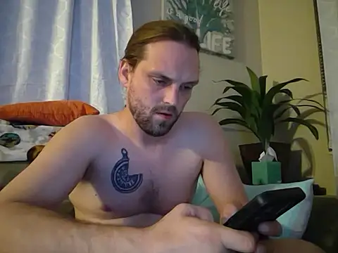 Snapshot of VitaminDrewFl chatting on March 24, 2026, 2:38 am VitaminDrewFl online show from March 24, 2026, 2:38 am